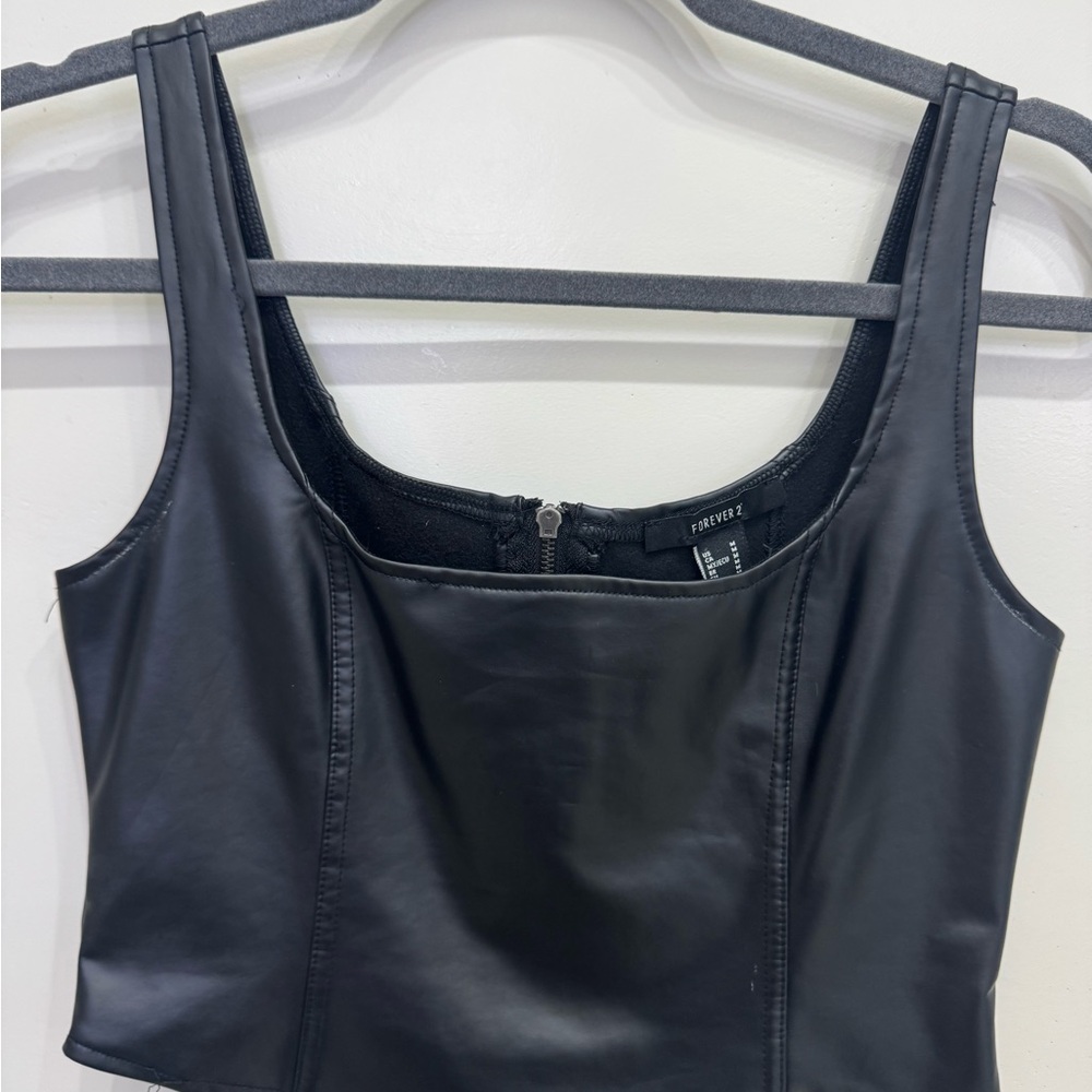 Forever 21 Black Sleeveless Fitted Bodysuit